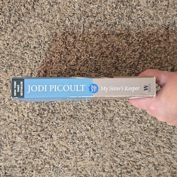 My Sister's Keeper: A Novel by Jodi Picoult - Picture 3 of 4